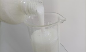 广西缸中软滑硅油厂家选购参考汇总 三兴化工用料扎实