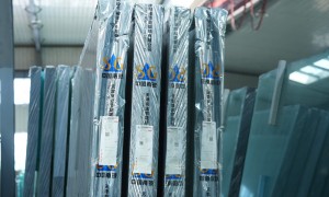 长春夹胶玻璃厂商产品质量好的是哪家 光大玻璃实力参考