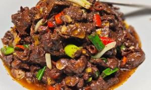 东安永州血鸭预制菜礼盒靠谱商家怎么选？唐氏鲜优多正规源头厂家