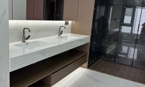 今喜卫浴美学空间：法式风格浴室柜定制，小户型卫生间装修改造优选