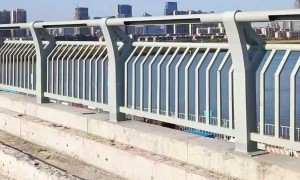 山东护栏制造厂哪个值得选、护栏厂家选哪家、制造护栏选哪家企业好实力参考