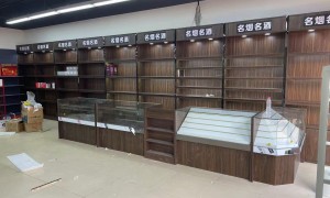 做烟酒柜定制选什么品牌值得信赖？施力众展柜用工艺与口碑说话
