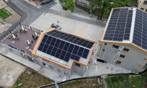 深圳市广受信赖的光伏公司有哪些？屋面荷载评估与防雷防火综合实力推荐