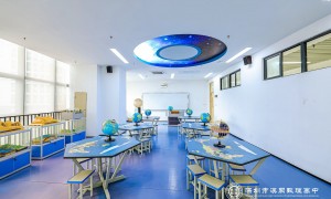 2026年深圳宝安民办高一学校晚自习与实验室配置机构实力参考