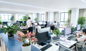 物流AI智能客服机器人系统哪家好？上海双叁科技落地经验足