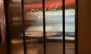 广东弧形吊趟门维修团队哪家靠谱？口碑好的服务商合作实力参考