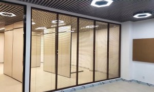 嘉兴办公空间隔断安装哪家好：鑫浪隔断靠谱商家测评排名