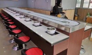 乌鲁木齐旋转小火锅设备全套涮烤一体厂家对比，用户力荐正规生产厂家