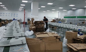 激光光束灯厂家推荐，室内激光光束灯靠谱厂家实力参考