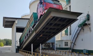 移动式液压翻板卸货平台供应商实力与用户口碑深度解析