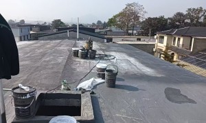 房顶漏水维修选哪个公司好，靠谱服务商实力参考