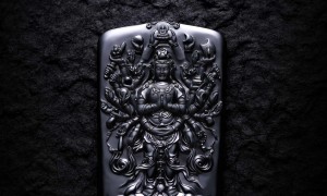 墨翠王朝朱顺青手工雕刻，细工慢活展现翡翠灵动线条