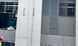 做能调整型材的电动百叶窗的厂家有哪些可以选，任丘双佳门窗厂实力参考