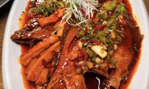 嘻哈小青年烧烤靠谱吗？大连肉筋控必去的江湖菜门店测评