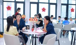 福建月嫂培训品牌机构哪家正规？橙子妈妈家政选购参考汇总