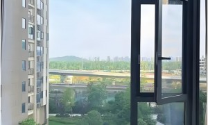 大落地窗安全吗？高层建筑玻璃加厚厚度要求与施工规范深度解读
