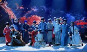 去额济纳只看胡杨就亏了！这场演出才是真正的灵魂