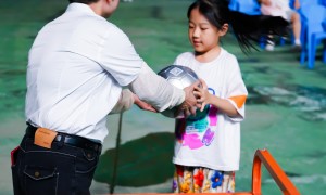 浙江安吉打卡地哪家便宜？中南百草原集团票价政策与性价比实测分析