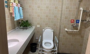 申丞养老院交通方便吗