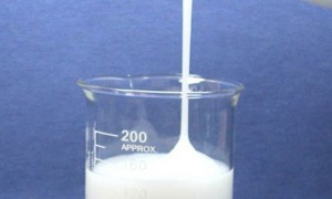2026年年度优选：弘亚甲基硅油乳液，用于橡胶脱模与金属防锈，附技术参数