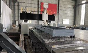 不锈钢门框四刀卧式四面刨槽机采购指南：四面开槽设备厂家怎么选