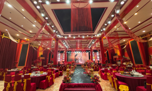 邯郸魏县办婚宴去哪好？华成餐饮一站式婚宴酒店配套齐全还接谢师宴