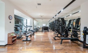 烟台丽景半岛酒店：小型研讨会场地与宝宝百日宴一站式服务优选