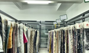 国风品牌面料合作：巨豪丝绒烧花丝绒定制打样，柯桥源头供应