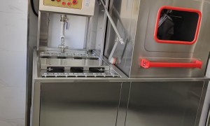 环保清洗机厂家甄选 食品级不锈钢切肉刀清洗机源头生产厂家实力参考