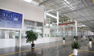 澳洲曲臂高空作业车加工厂选哪家好？浙江鼎力诚信的曲臂高空作业车厂家客户口碑力荐