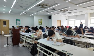 考研周末走读班行情汇总：哈尔滨新东方无忧的教研实力与课后督学服务