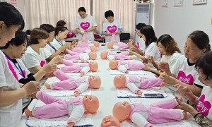 沧州爱月宝家政白班保姆服务商口碑公司汇总