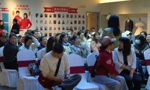 钟意亲家南京婚介所：专业红娘团队定制相亲方案，征婚服务周期透明可查
