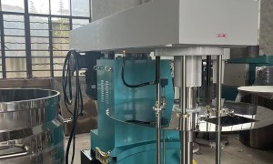 陶瓷浆料篮式研磨机来样定制靠谱厂家：行业现状与选择指南