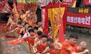 打吨吨×叠滘龙船赛天幕登央视直播酒王争霸燃爆夜宴